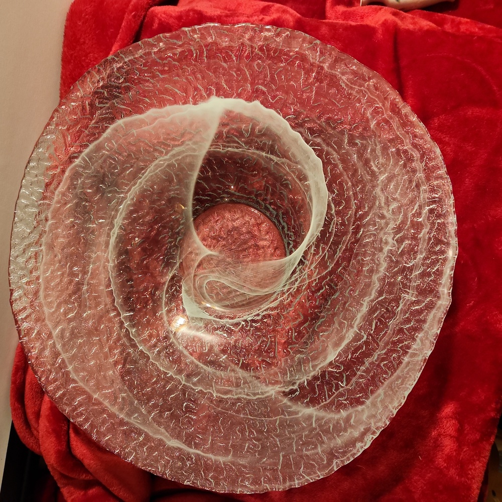 Glass dish